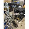 Image 2 : KING CANADA VARIABLE SPEED FLOOR STANDING DRILL PRESS WITH LASER GUIDE SYSTEM & EQUIPMENTS VISE