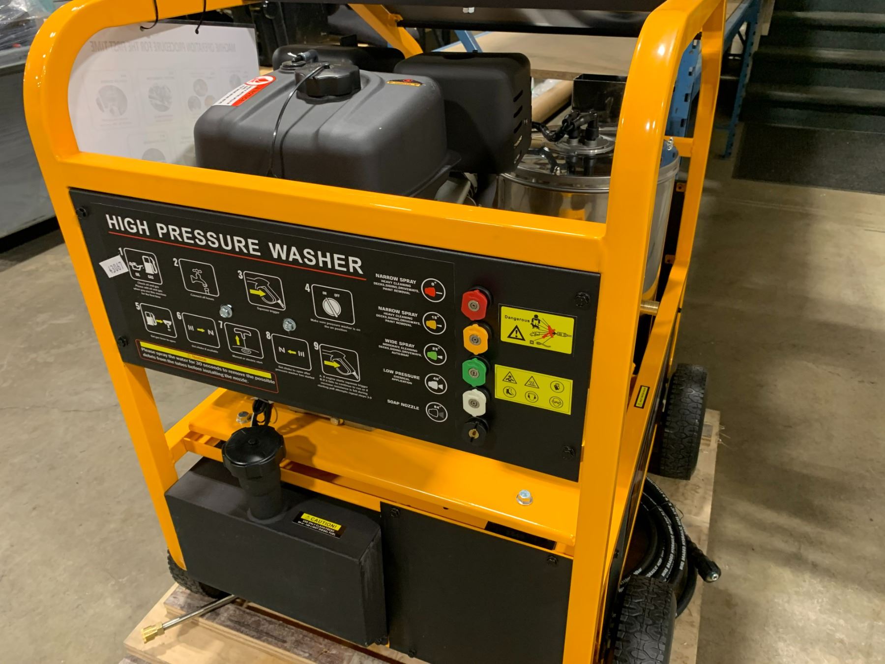AGT INDUSTRIAL HPW 4000 COMMERCIAL 4000 PSI GAS / DIESEL POWERED 13HP ...