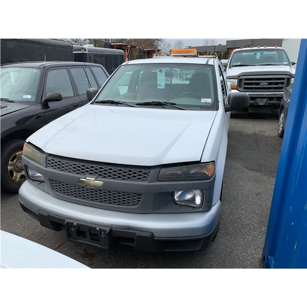 2005 CHEVROLET COLORADO, 4DR EXTENDED CAB, WHITE, VIN 1GCCS196258265936