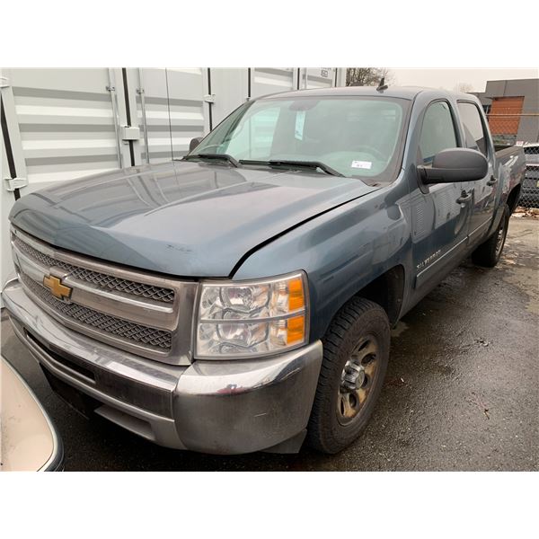 2012 CHEVROLET SILVERADO LT, 4DR CREW CAB, GREY, VIN 3GCPCREA5CG283894