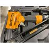 Image 2 : BOSTITCH STRAPSHOT MCN150 PNEUMATIC NAIL GUN IN HARD PLASTIC TRANSPORT CASE