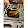 Image 2 : DEWALT DW087 LASER CHALK LINE INDUSTRIAL LASER LINE GENERATOR WITH CLIP IN HARD TRANSPORT CASE