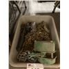 Image 2 : BIN OF SMALL GREEN CHAIN HOIST & BLACK CHAIN PULLER