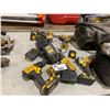 Image 1 : 2 DEWALT 20V CORDLESS DRILLS, 3 DEWALT 20V CORDLESS IMPACT DRIVERS, 6 BATTERIES & 2 CHARGERS