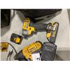 Image 2 : 2 DEWALT 20V CORDLESS DRILLS, 3 DEWALT 20V CORDLESS IMPACT DRIVERS, 6 BATTERIES & 2 CHARGERS