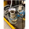 Image 2 : 2 BLUE HEAVY DUTY SUBMERSIBLE ELECTRIC WATER PUMPS
