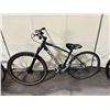 Image 2 : SPECIALIZED DOLCE BLACK 10 SPEED FRONT SUSPENSION MOUNTAIN BIKE WITH FRONT DISC BRAKE