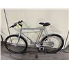 Image 2 : NO NAME SILVER 21 SPEED MOUNTAIN BIKE