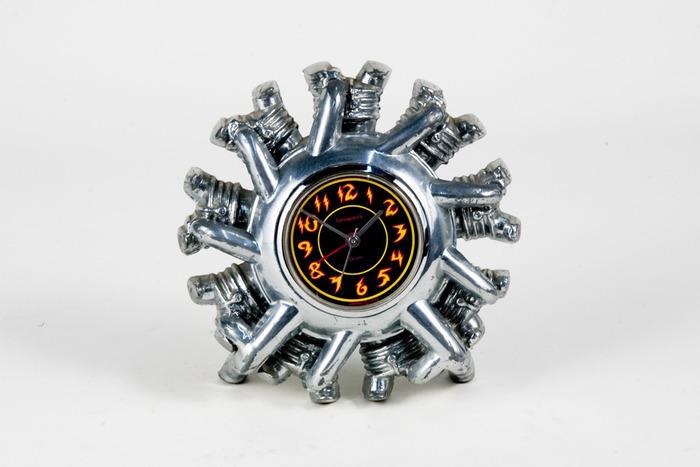 PIT STOP Auto Shop Car Engine Clock, Quartz