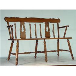 Early American Style Maple Bench Spindle Back