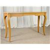 Image 2 : Early American Style Blonde Console Table 