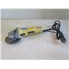 Image 8 : Wagner Paint Eater 0282180, DeWalt Sander DWE6423, Grinder D28110 & DWE4011