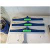 Image 2 : Multiple EasySqueegee 15-20 WFT Mils Blades, Alblon Caulk Spatulas, Wire Cutters, Pole Sanders, etc