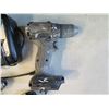 Image 8 : Qty 3 Makita Drill Drivers XDM5/XFD11, Charger & 2 Soft Carry Bags