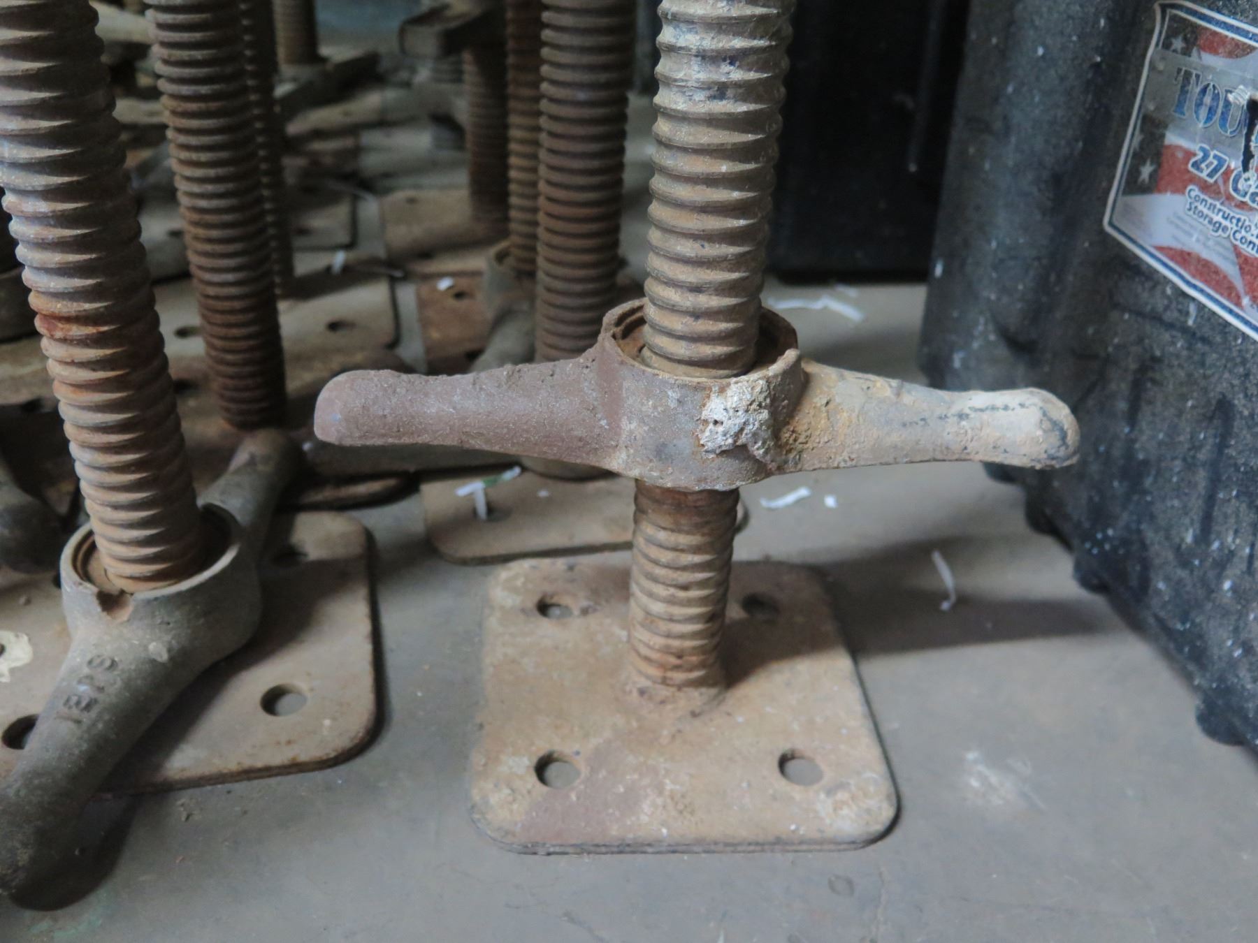 Multiple Large Scaffolding Sections, Misc Pieces & Threaded Rod Bases