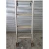 Image 2 : Louisville Aluminum L-2223-20 Extension Ladder