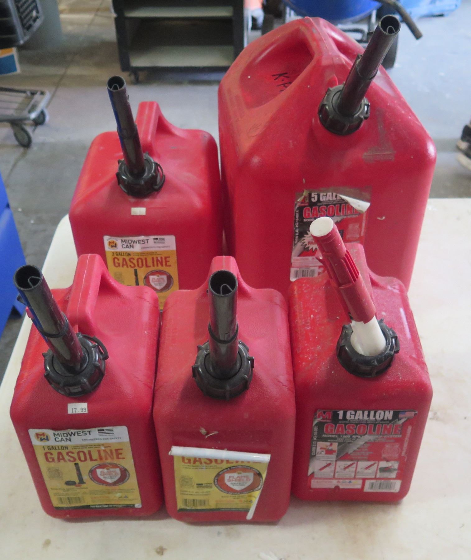 Qty 5 Red Gas Cans: 4 Midwest 1 Gallon & 5 Gallon