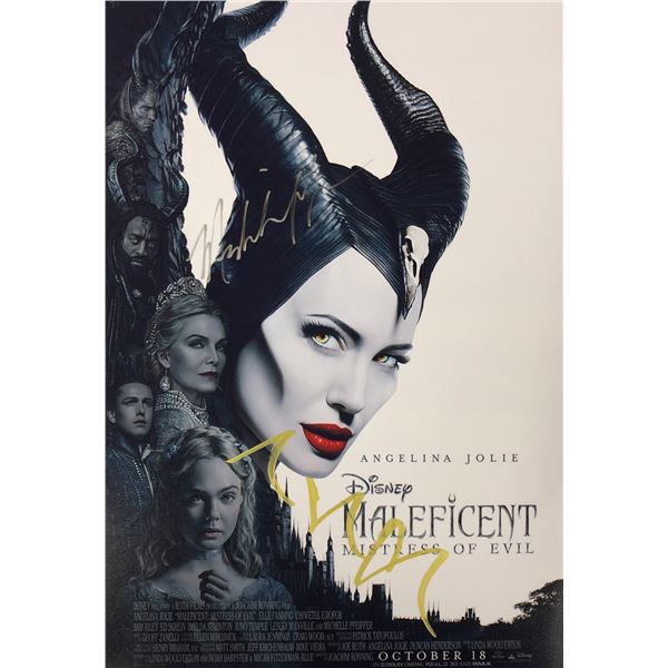 Maleficent 2 Photo Michelle Pfeiffer Autographed Signed