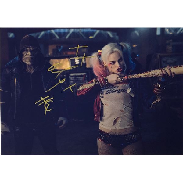 Suicide Squad Photo Margot Robbie Autographed Signed