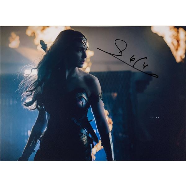 Wonder Woman Gal Gadot Photo Autographed Signed