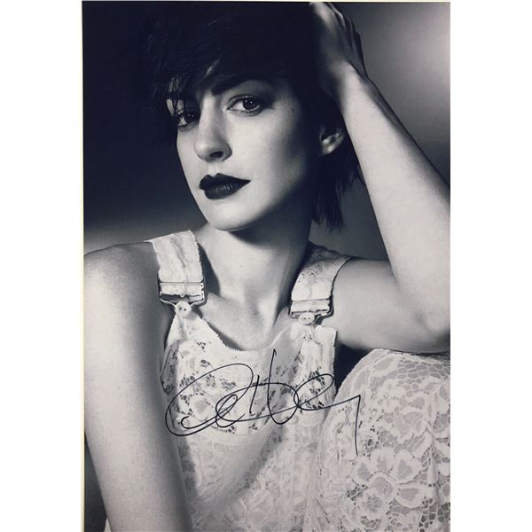 Anne Hathaway Photo Autographed Signed