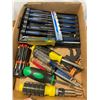 Image 1 : Assorted hand tools