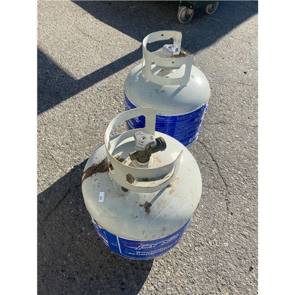 2 propane tanks