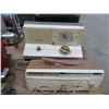 Image 3 : 7-Vtg. Zenith, Crosley, Motorola or Other Radio - 7 X $