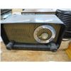 Image 2 : 7-Vintage Zenith, Solid State, GE or Other Radio - 7 X $