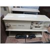 Image 6 : 7-Vintage Zenith, Solid State, GE or Other Radio - 7 X $