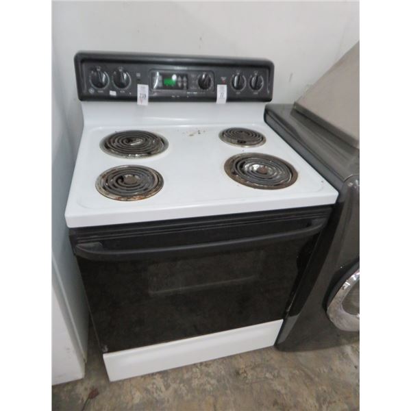 GE Electric 4-Burner Range