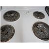 Image 3 : GE Electric 4-Burner Range