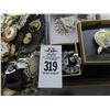 Image 1 : Row of Fashion Jewelry
