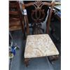 Image 1 : Carved Wood Side Chair
