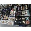 Image 1 : Shelf Lot of Fashion Jewelry
