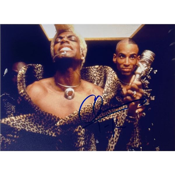 Autograph Signed Fifth Elements Photo