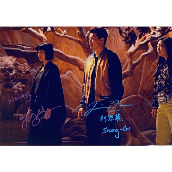 Autograph Signed Shang Chi Photo