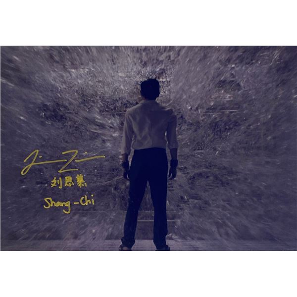 Autograph Signed Shang Chi Photo