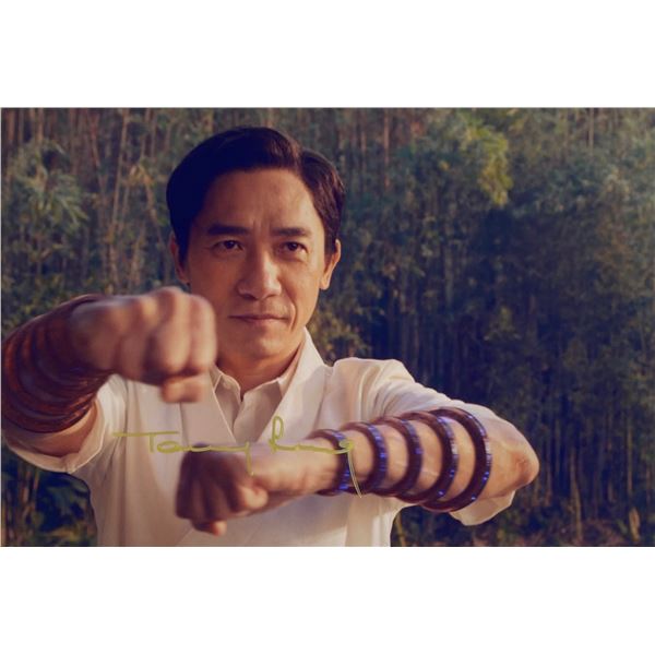 Autograph Signed Shang Chi Photo