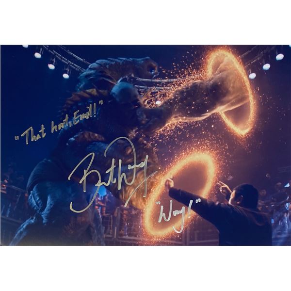 Autograph Signed Shang Chi Photo