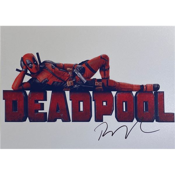 Autograph Signed Deadpool Photo