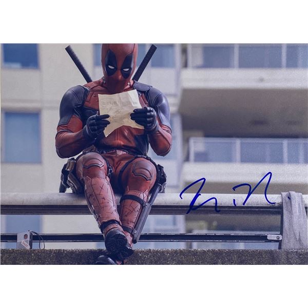 Autograph Signed Deadpool Photo