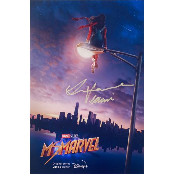 Autograph Signed Ms Marvel Photo