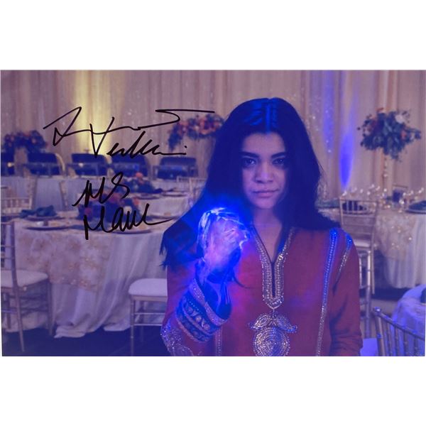 Autograph Signed Ms Marvel Photo