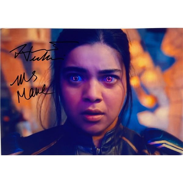 Autograph Signed Ms Marvel Photo