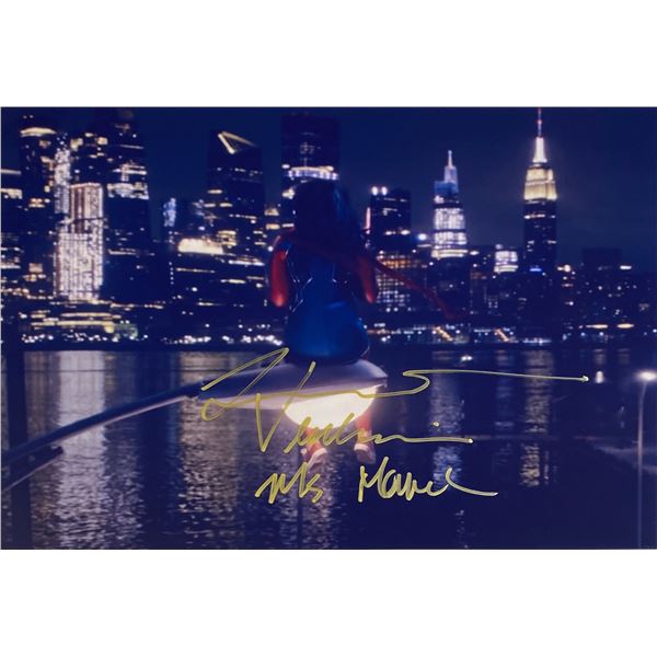 Autograph Signed Ms Marvel Photo