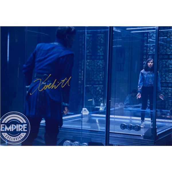 Autograph Signed Doctor Strange in the Multiverse of Madness Photo