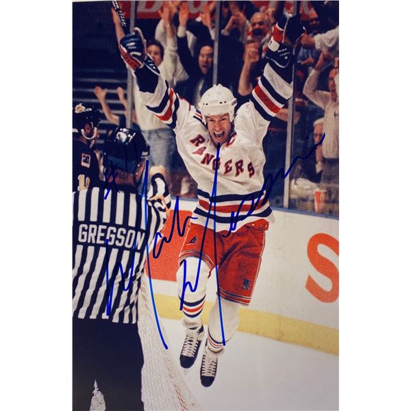 Autograph Signed Mark Messier Photo