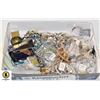 Image 1 : FLAT OF ASSORTED STYLE NEW COSTUME JEWELRY