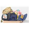 Image 1 : BOX OF HATS